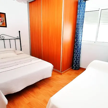 Apartamento San Ignacio Solo Familia Pareja Bajo B * Conil De La Frontera